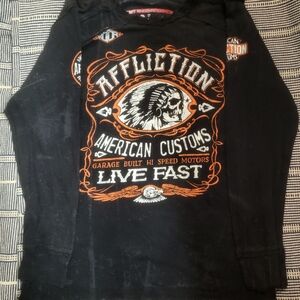 Vintage Distress.\n Ed. Affliction Long Sleeve Reversable Top